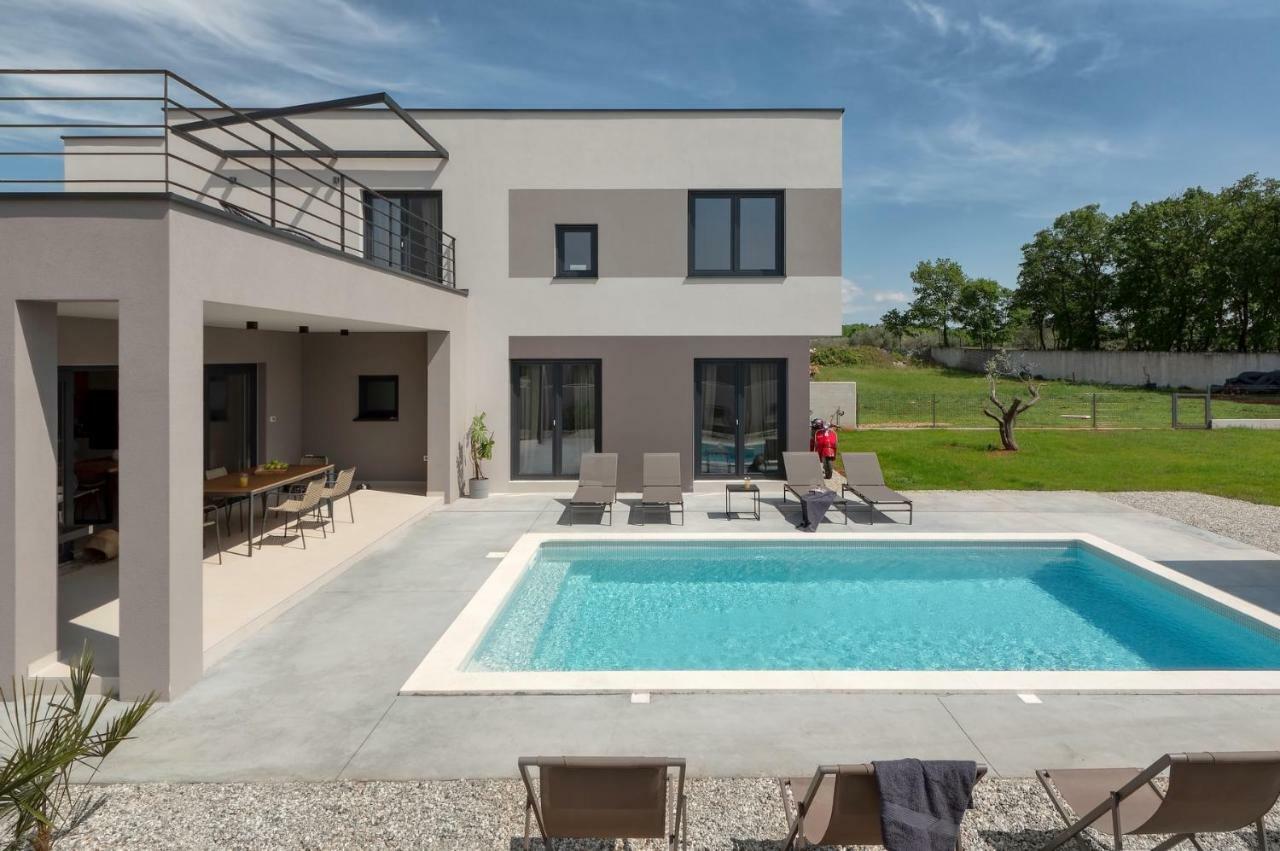 Villa 45 ボドニャン エクステリア 写真